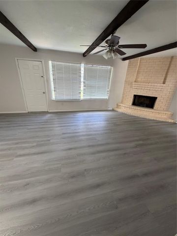 6618 Mccullum Road, Houston, TX 77489