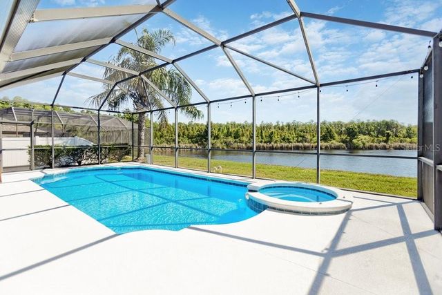 8758 CRYSTAL CREEK COURT, Land O Lakes, FL 34638