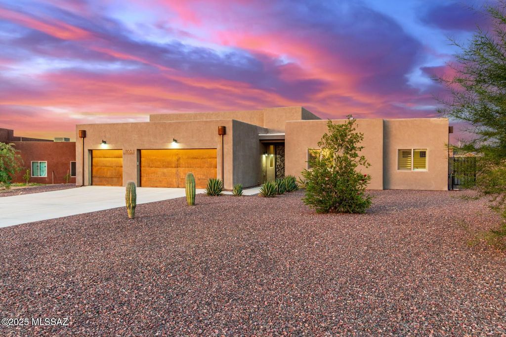 1168 N Slot Canyon Place, Vail, AZ 85641