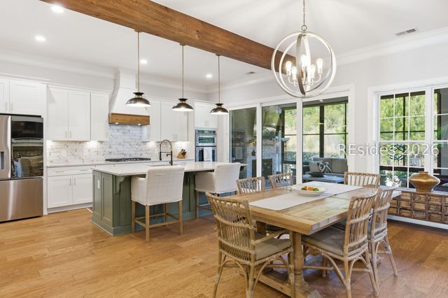 221 Flatwater Dr, Bluffton, SC 29910