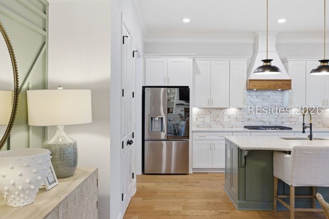 221 Flatwater Dr, Bluffton, SC 29910