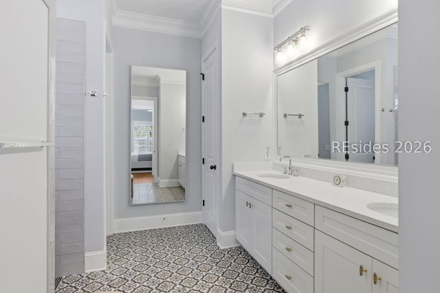 221 Flatwater Dr, Bluffton, SC 29910