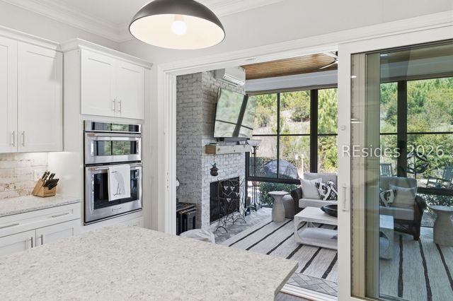 221 Flatwater Dr, Bluffton, SC 29910