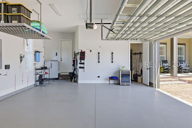 221 Flatwater Dr, Bluffton, SC 29910