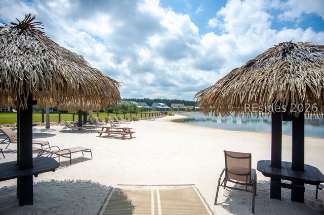 221 Flatwater Dr, Bluffton, SC 29910