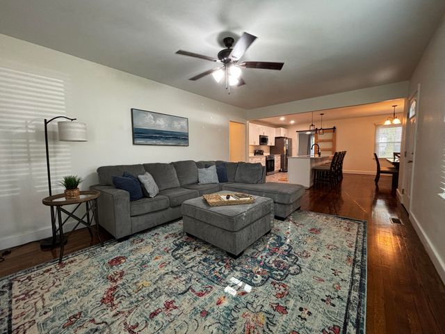 1904 Robin Road, North Augusta, SC 29841