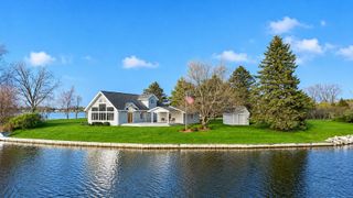 1017 Channel Drive, Lake Isabella, MI 48893