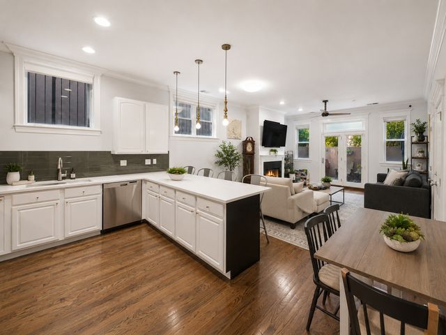 1801 N Kedzie Avenue 1-S, Chicago, IL 60647