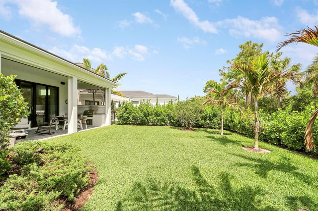 13242 Artisan Circle, Palm Beach Gardens, FL 33418