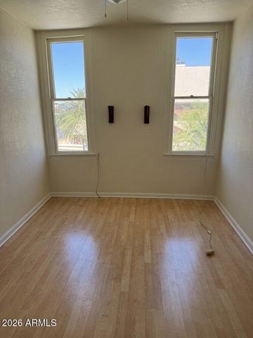 916 E MCKINLEY Street, Phoenix, AZ 85006