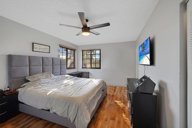 1030 NW 107th Ave 1030, Pembroke Pines, FL 33026