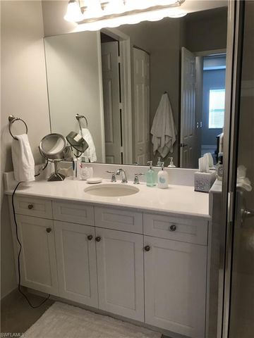 13379 Silktail DR, Naples, FL 34109