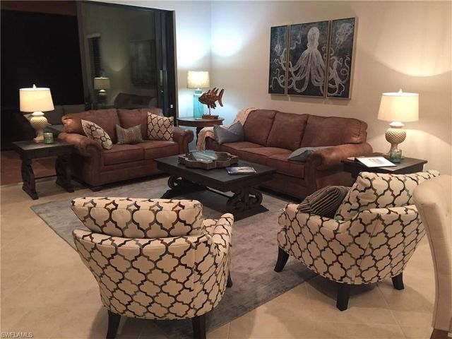 13379 Silktail DR, Naples, FL 34109