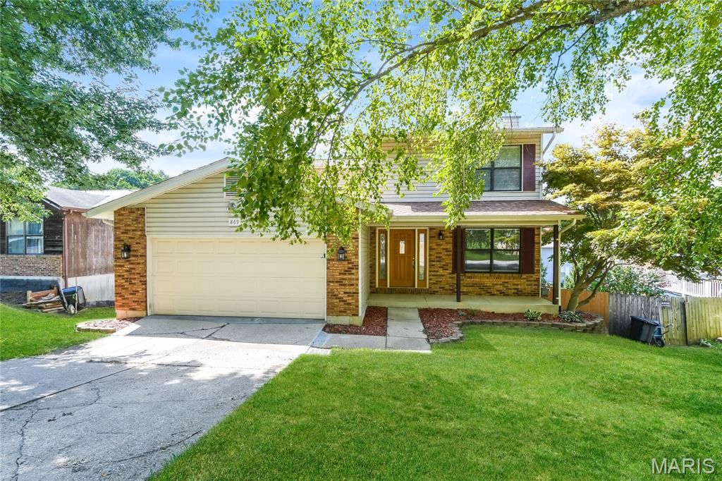 869 Country Glen Drive, Imperial, MO 63052