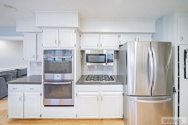 630 Harbor Drive, Blackfoot, ID 83221