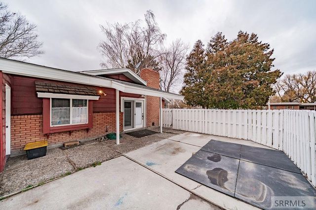 630 Harbor Drive, Blackfoot, ID 83221