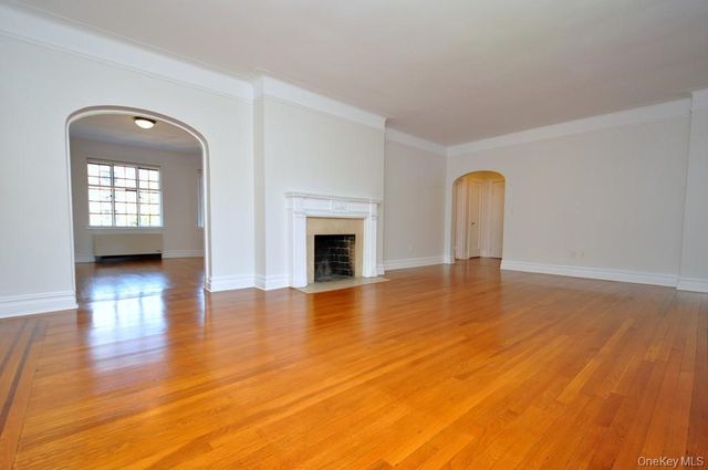 155 Garth Road 3D, Scarsdale, NY 10583