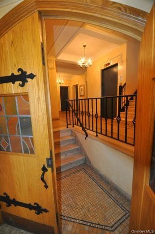 155 Garth Road 3D, Scarsdale, NY 10583