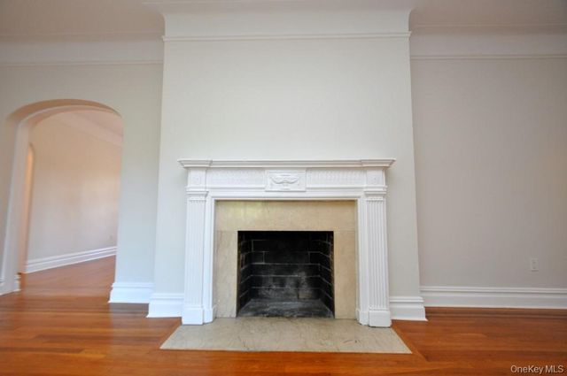 155 Garth Road 3D, Scarsdale, NY 10583