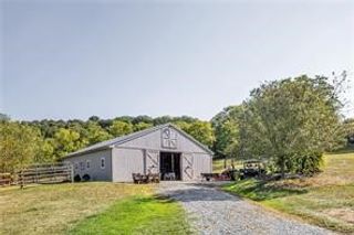 369 Maple Lane, Peters Twp, PA 15317