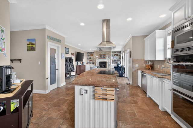 202 Palisades Pointe Drive, Lancaster, KY 40444