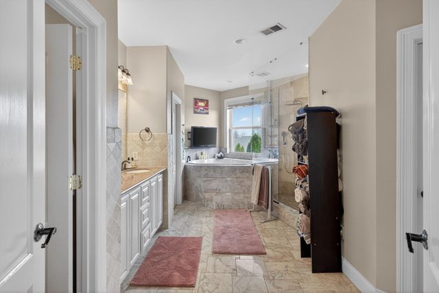 202 Palisades Pointe Drive, Lancaster, KY 40444