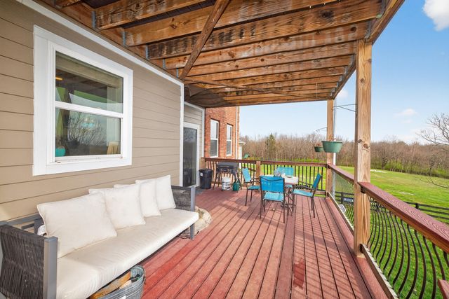 202 Palisades Pointe Drive, Lancaster, KY 40444