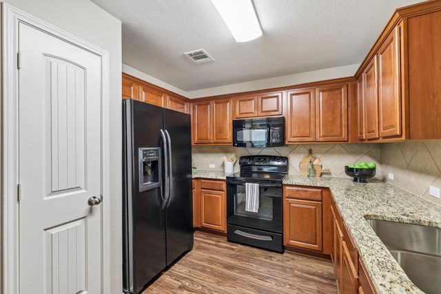 1808 Enchanted Rock DR, Cedar Park, TX 78613