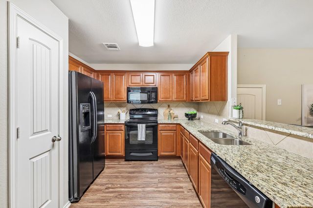 1808 Enchanted Rock DR, Cedar Park, TX 78613
