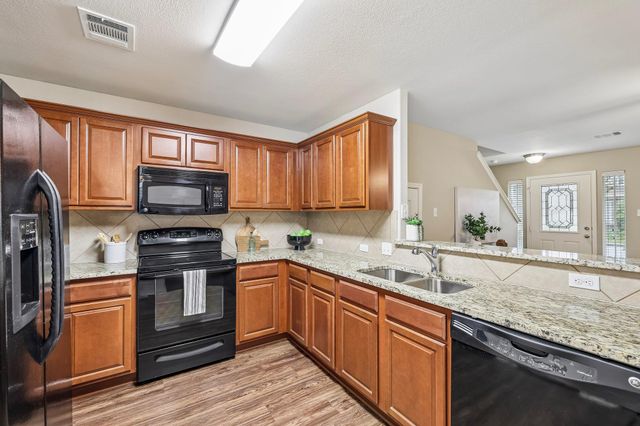 1808 Enchanted Rock DR, Cedar Park, TX 78613