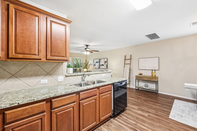 1808 Enchanted Rock DR, Cedar Park, TX 78613