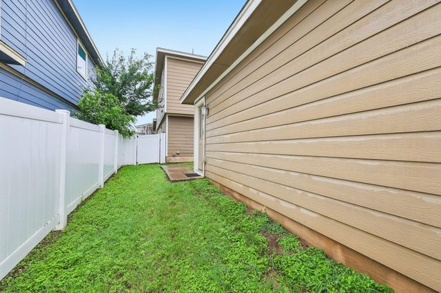 1808 Enchanted Rock DR, Cedar Park, TX 78613