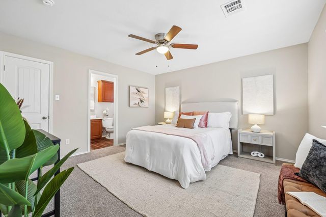 1808 Enchanted Rock DR, Cedar Park, TX 78613