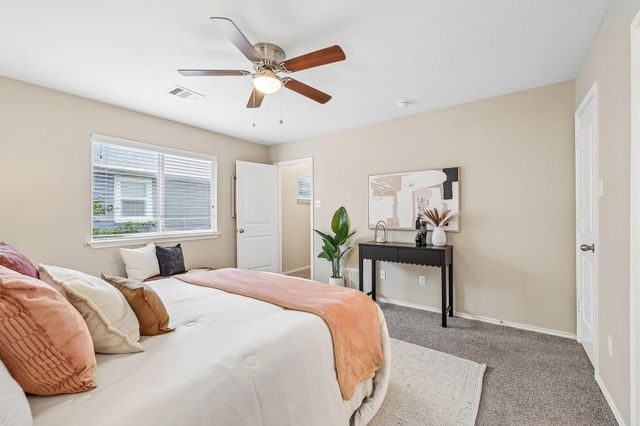 1808 Enchanted Rock DR, Cedar Park, TX 78613