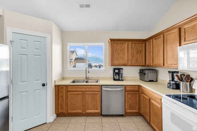 4061 S MONTEGO DR, Saratoga Springs, UT 84045