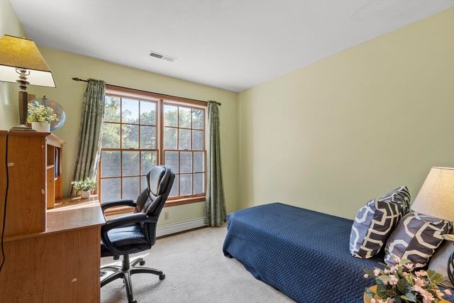 3 Farmstead Way, Littleton, MA 01460