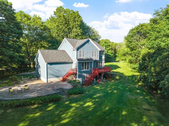 3 Farmstead Way, Littleton, MA 01460