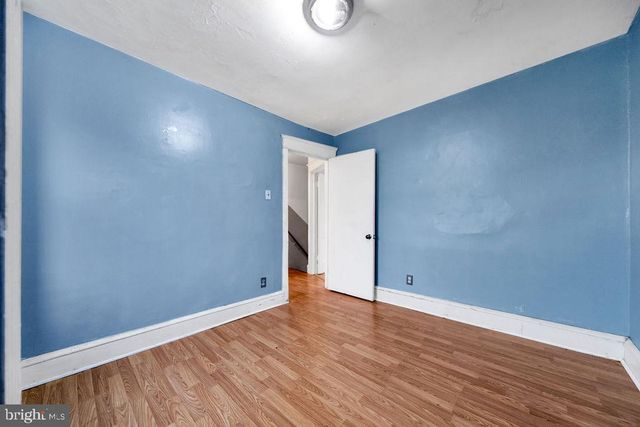 6997 GUILFORD RD, Upper Darby, PA 19082