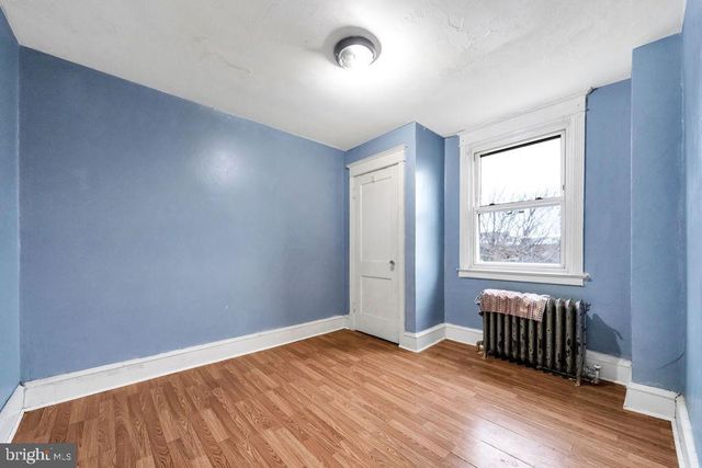 6997 GUILFORD RD, Upper Darby, PA 19082