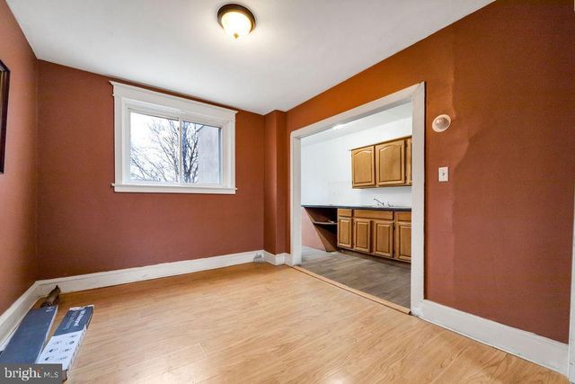 6997 GUILFORD RD, Upper Darby, PA 19082