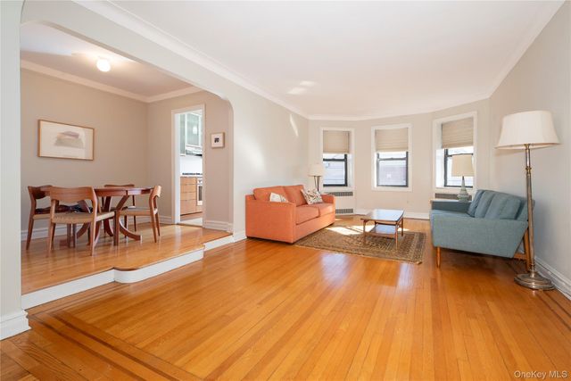 3424 82nd Street 6G, Jackson Heights, NY 11372