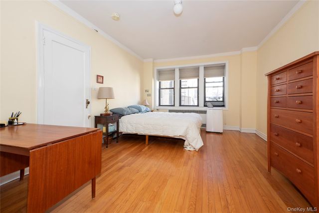 3424 82nd Street 6G, Jackson Heights, NY 11372