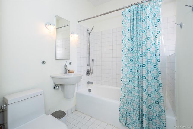 3424 82nd Street 6G, Jackson Heights, NY 11372