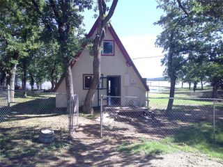 999 Roberts Cut Off Road, Bowie, TX 76230