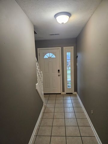 189 COTTON FALL DR, Atoka, TN 38004