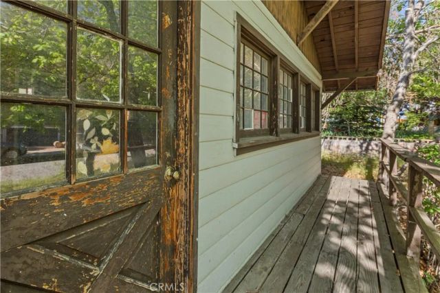 799 Mountain View, Wrightwood, CA 92397