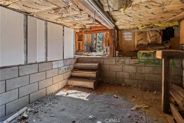 799 Mountain View, Wrightwood, CA 92397