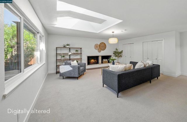 196 Wilkie Dr, Walnut Creek, CA 94598