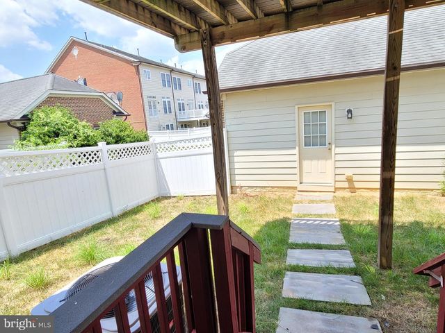 3926 SHAWFIELD, Frederick, MD 21704