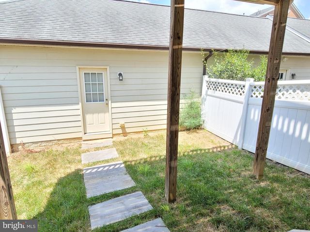 3926 SHAWFIELD, Frederick, MD 21704